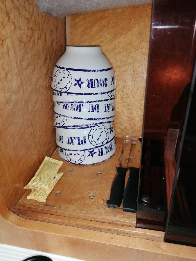 Sejour Insolite Sur Un Yacht. Bateau Hotel A Quai. La Rochelle  Zewnętrze zdjęcie