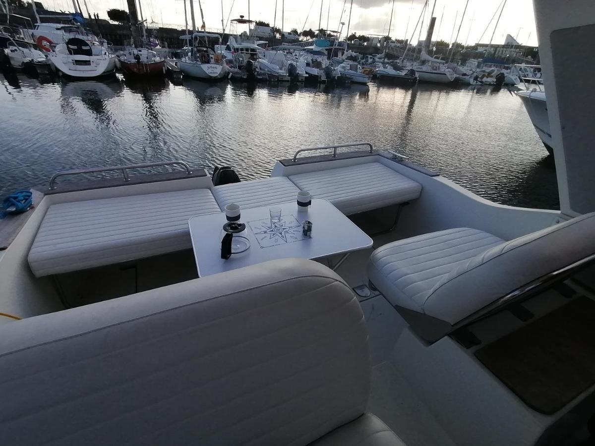 Sejour Insolite Sur Un Yacht. Bateau Hotel A Quai. La Rochelle  Zewnętrze zdjęcie